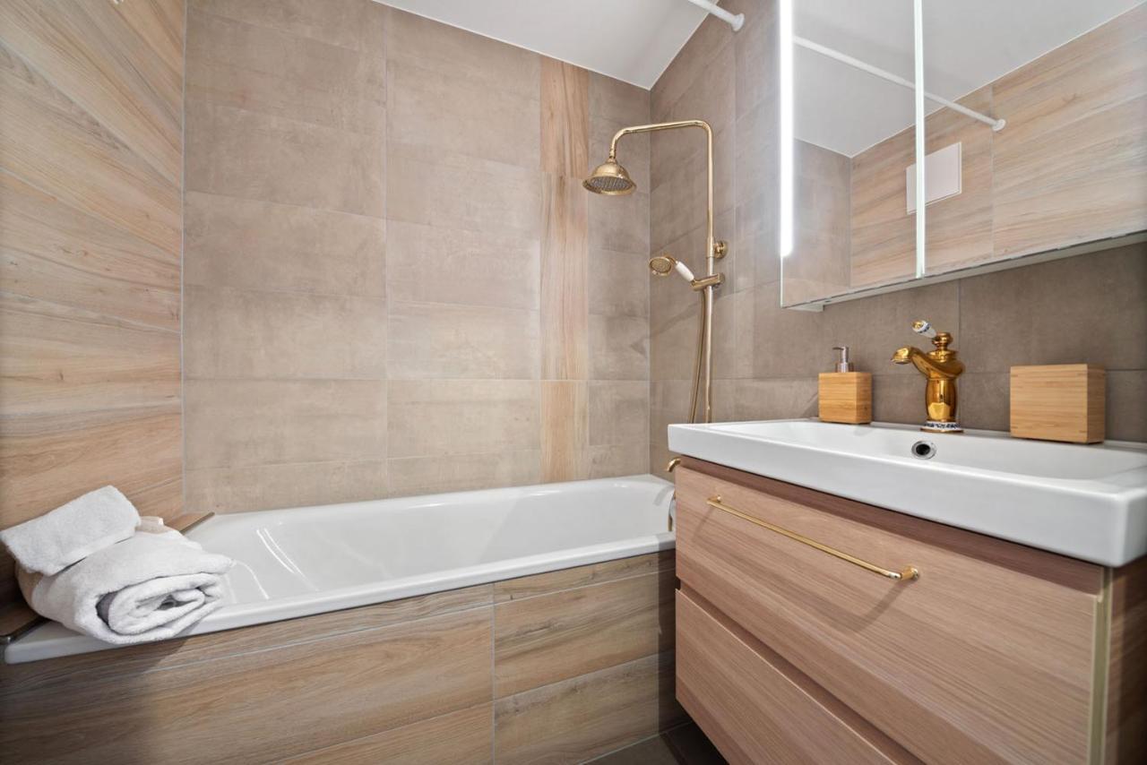 Renove Situe Dans Les Bains D'ovronnaz, Immeuble Les Sources Apartmán